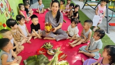 HOẠT ĐỘNG TRẢI NGHIỆM: LÀM THUYỀN BÈ TỪ BẸ CHUỐI HOẠT ĐỘNG TRẢI NGHIỆM: LÀM THUYỀN BÈ TỪ BẸ CHUỐI